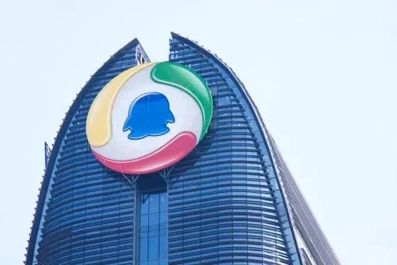 如何在android手机上安装两个QQ软件，且都能运行！?